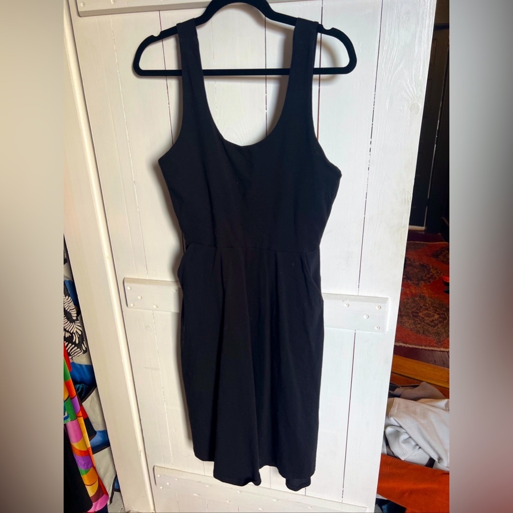 Pact Women’s Tie Back Dress W/pockets Black Size Medium